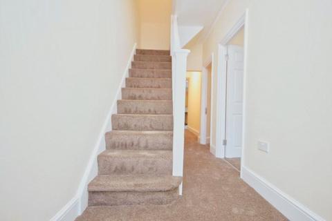 3 bedroom end of terrace house for sale, Hampton Road, Chingford E4