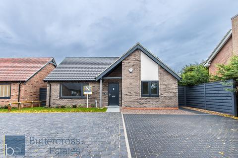 undefined, Main Road, Long Bennington