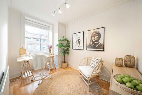 2 bedroom flat to rent, Nottingham Place, London W1U