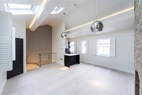 Montagu Mews South, London W1H