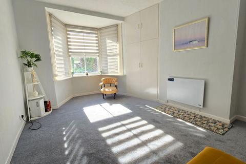 Studio for sale, Craven Road, Newbury RG14