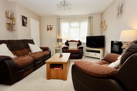 1 Golding Close, Wells, BA5 2FL