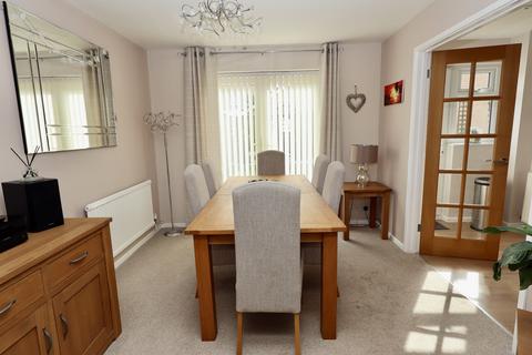 1 Golding Close, Wells, BA5 2FL