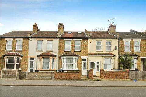 2 bedroom terraced house to rent, Handcroft Road, Croydon, CR0