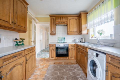 3 bedroom detached bungalow for sale, Gowdall DN14