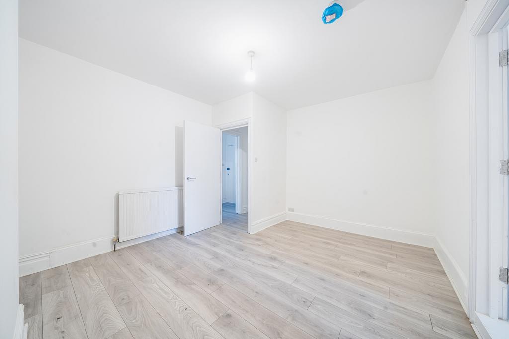 Bedroom/Office