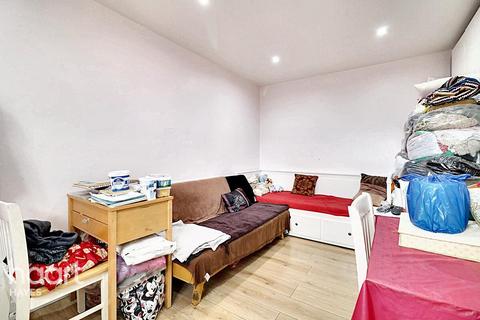undefined, Coldharbour Lane, Hayes