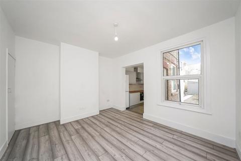 2 bedroom terraced house for sale, Eastbrook Road, Waltham Abbey EN9