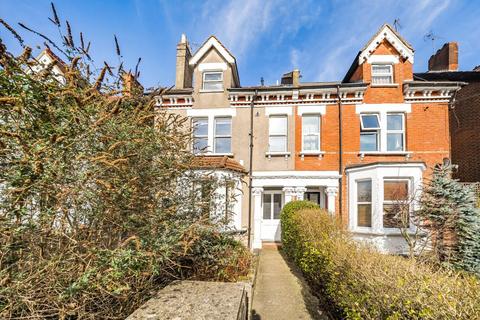 3 bedroom flat for sale, Gleneldon Road, Streatham