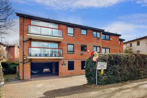 2 bedroom apartment for sale, Gordon Avenue, Stanmore, HA7