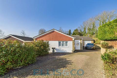 3 bedroom bungalow for sale, Farm Lane, Tonbridge, Kent, TN10