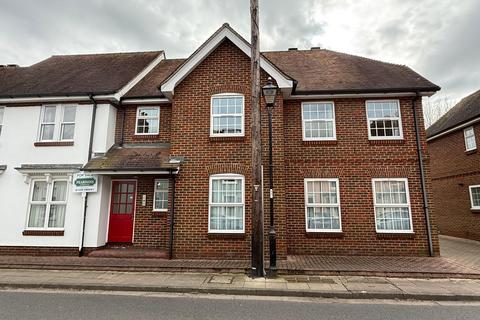 2 bedroom apartment to rent, East Street  Titchfield, Fareham  UNFURNISHED