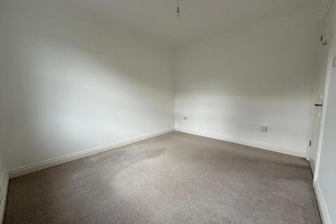 2 bedroom apartment to rent, East Street  Titchfield, Fareham  UNFURNISHED