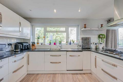 undefined, Manchester Drive, Leigh-on-sea, SS9