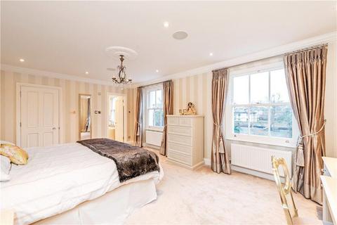 15 Ravenscourt Square, London, W6 0TW