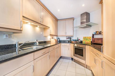 1 bedroom flat for sale, Railshead Road, Old Isleworth, Isleworth, TW7