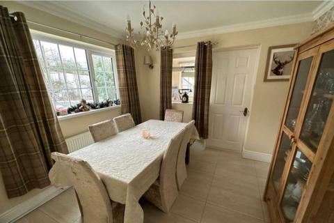 4 bedroom detached house for sale, Wrexham LL11