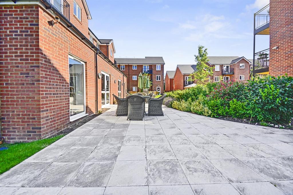 BHMCS - MIller Place - MK418 EN - 85.jpg