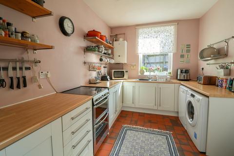 21 Albert Street, Hadfield, Glossop, SK13 1DA