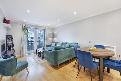 2 bedroom apartment for sale, Garratt Lane, London, SW18