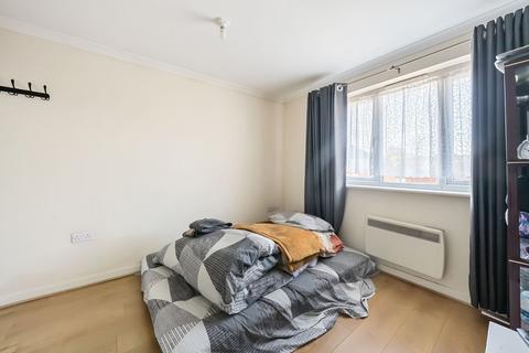 2, The Courtyard Cunliffe Road, Epsom, KT19 0RN
