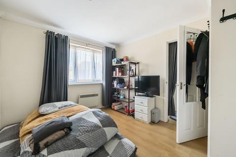 2, The Courtyard Cunliffe Road, Epsom, KT19 0RN