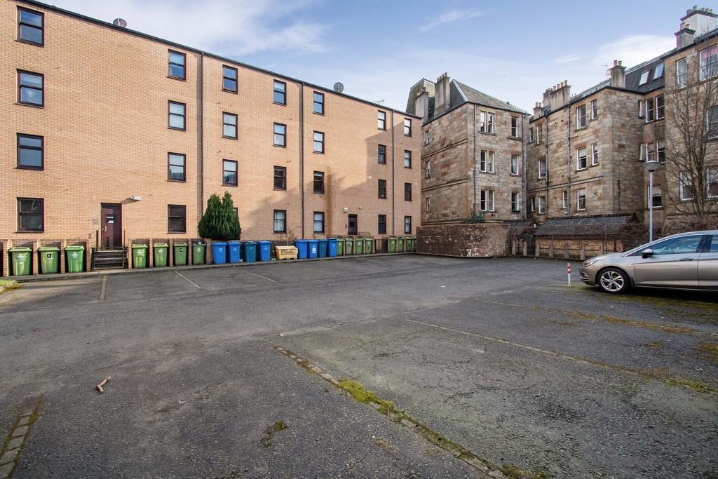 27-print-368 D Langside Road 9