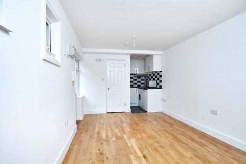 1 bedroom apartment to rent, Dollis Road, London