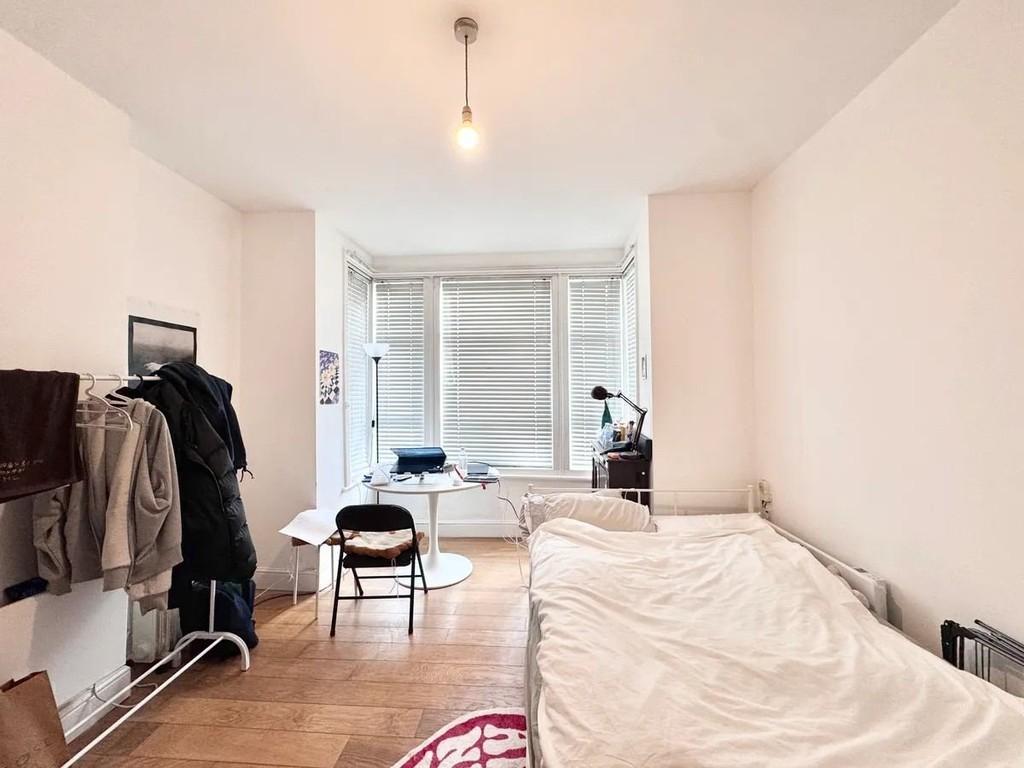 E00a42ead64c44ee2746a905fcd42a1a