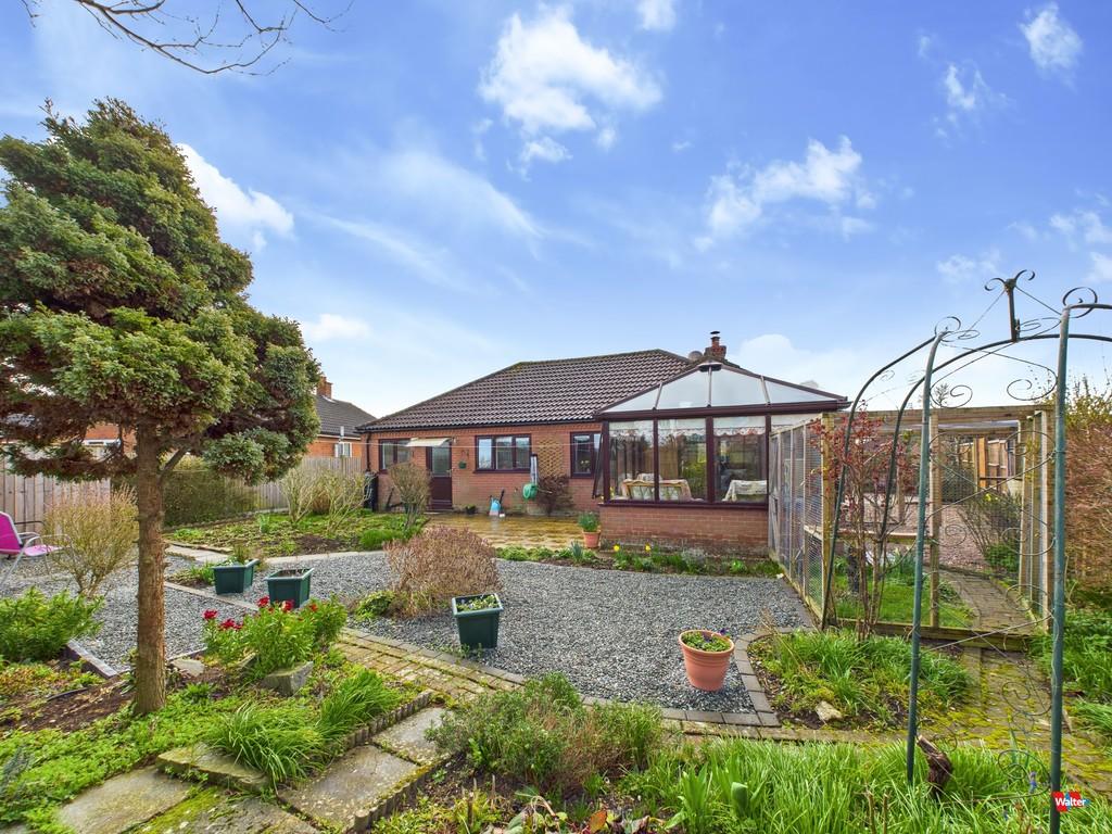 Cam04092 g0 pr0041 still010
