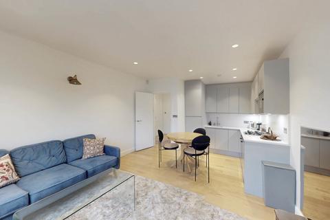 2 bedroom apartment for sale, Finsbury Park Road, London N4