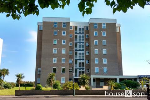 3 bedroom apartment for sale, Ocean Heights, 22 Boscombe Cliff Road, Boscombe, Bournemouth, BH5