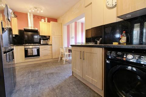 3 bedroom semi-detached house for sale, Kingston Avenue, Wigston
