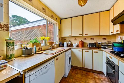 3 bedroom terraced house for sale, Kinross Avenue, ASCOT