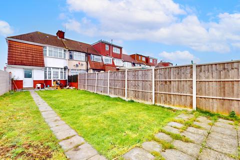 5 bedroom end of terrace house for sale, Burns Avenue, Southall, UB1