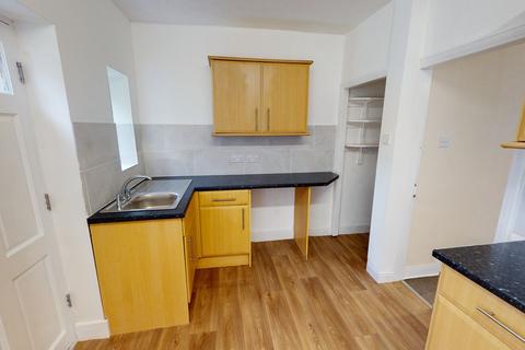 3 bedroom terraced house to rent, Ingleby Road, Bradford BD7