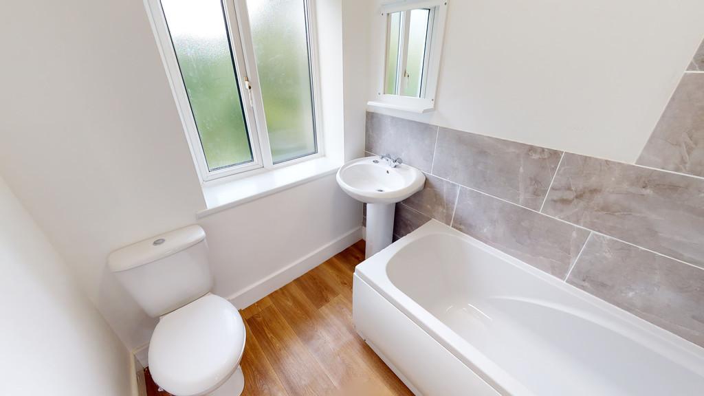 House in Bradford - View 5