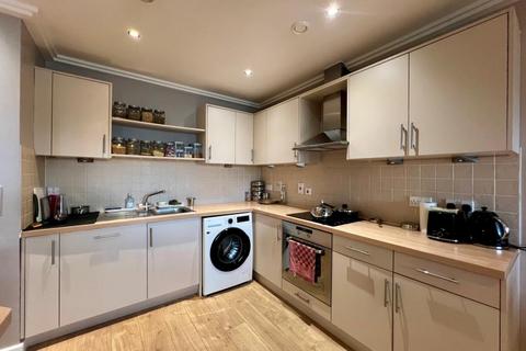 2 bedroom apartment to rent, Centrium, Woking GU22