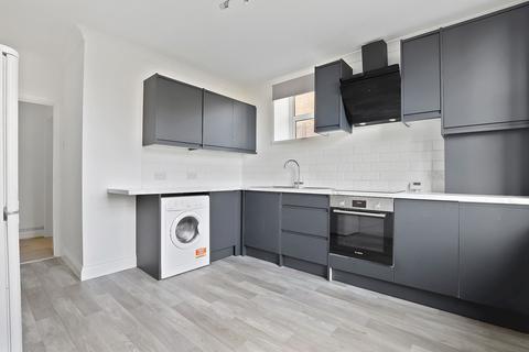 1 bedroom flat for sale, Lancaster Road, London SE25
