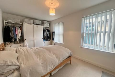 1 bedroom ground floor flat to rent, South Park Hill Road, South Croydon