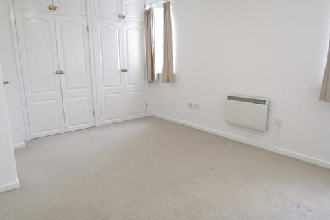 1 bedroom flat to rent, Clacton On Sea CO15