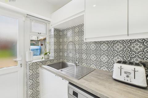 49 Farnhurst Road, Birmingham, B36 8HS