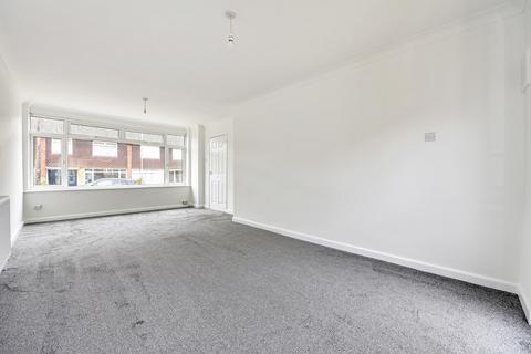 3 bedroom terraced house for sale, Cedar Close, Hampshire PO7