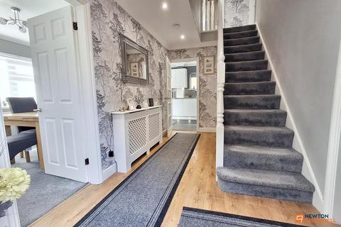 63 Elter Walk, Gunthorpe, Peterborough, PE4 7TZ