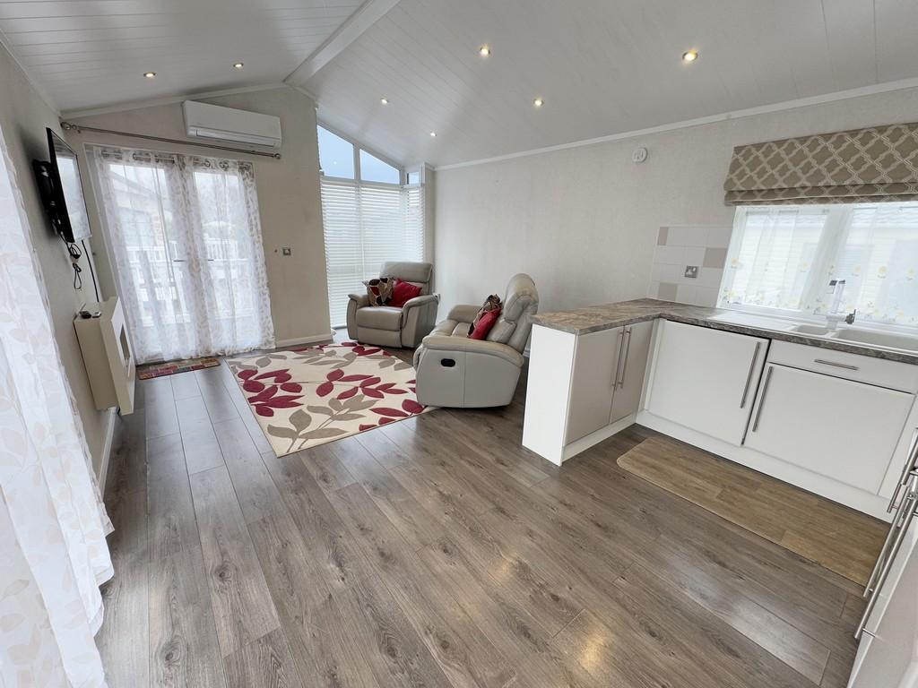 Kitchen to Lounge