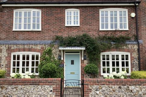 4 bedroom terraced house for sale, The Green, Petersfield GU32