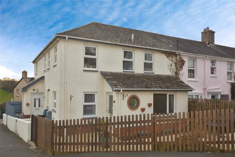 2 bedroom ground floor flat for sale, Lime Tree Walk, Milber, Newton Abbot, Devon.