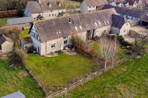 2 bedroom barn conversion for sale, East Side, North Littleton, Evesham, Worcestershire, WR11