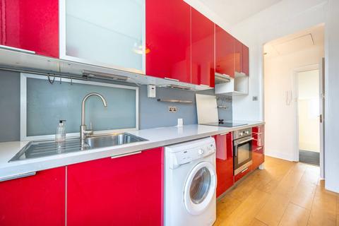 1 bedroom flat to rent, Grosvenor Avenue, Highbury and Islington, London, N5