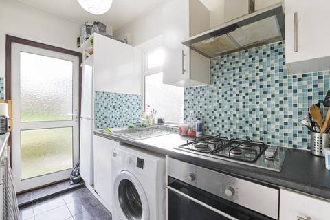 4 bedroom semi-detached house to rent, Broadwater Road, Tooting Broadway, London, SW17